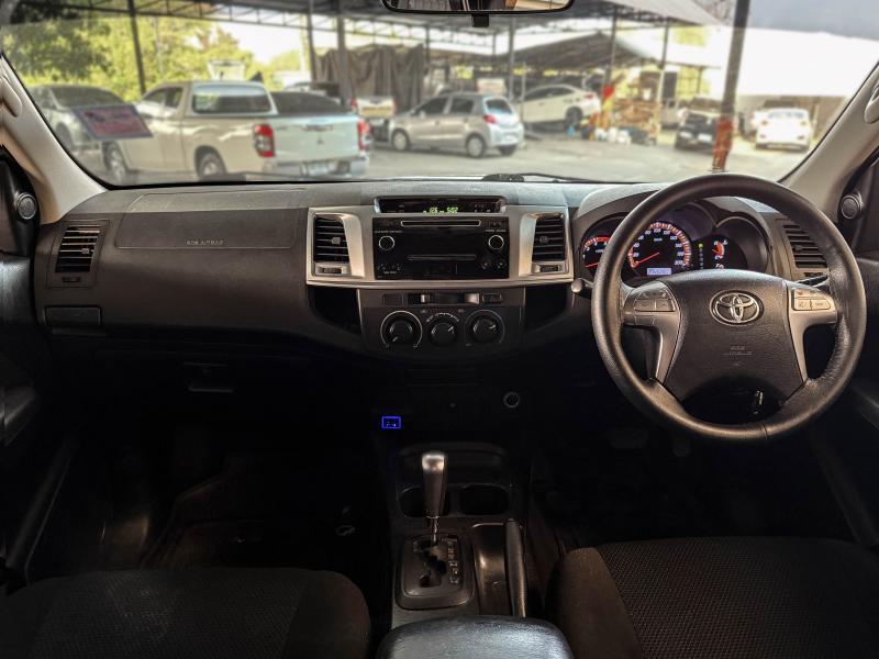 VIGO CHAMP CAB 2.5G PRERUNNER 