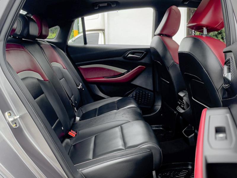MG 5 1.5 X SUNROOF i-SMART
