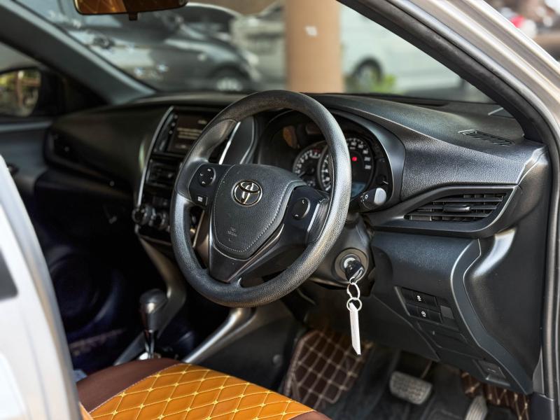 YARIS 1.2 SPORT CVT