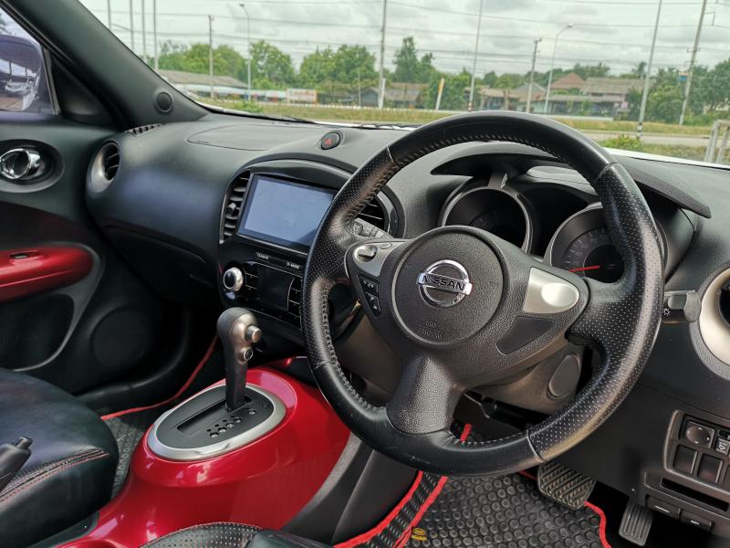 JUKE 1.6​ V,A/T