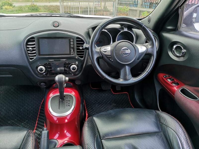 JUKE 1.6​ V,A/T