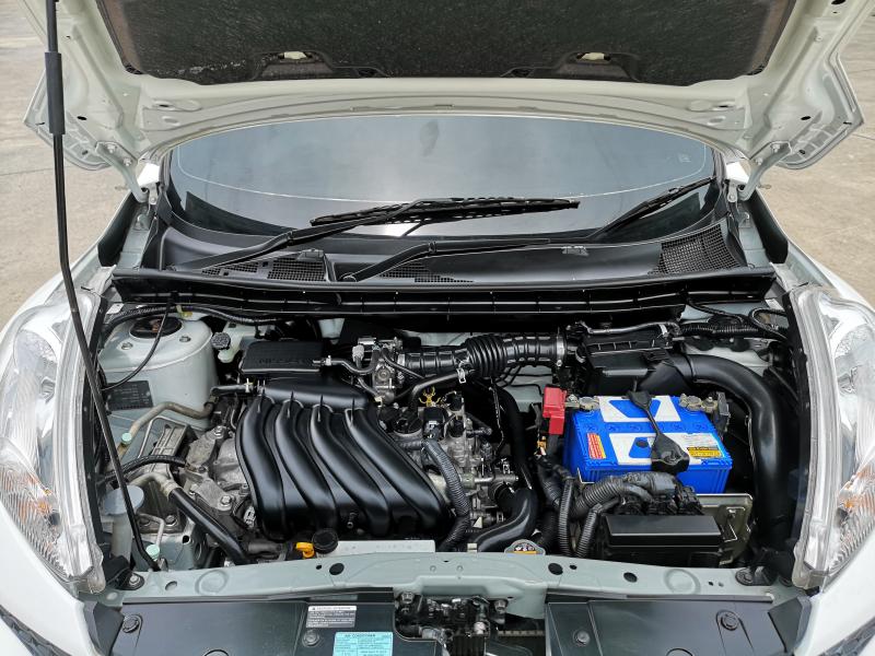 JUKE 1.6​ V,A/T