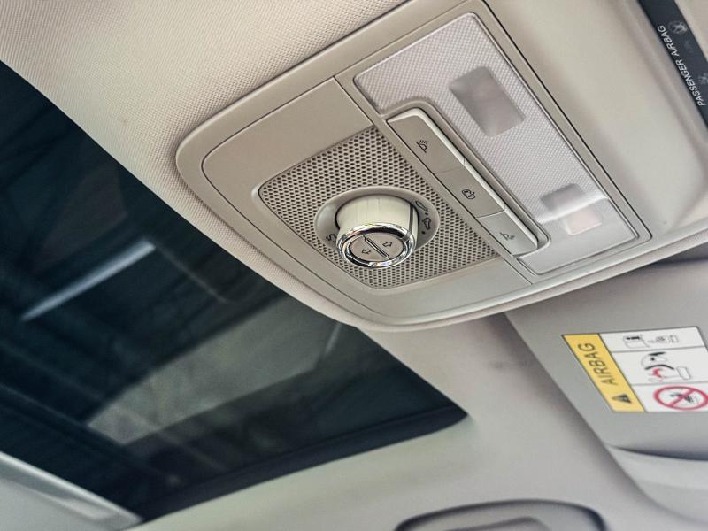 MG ZS 1.5 X SUNROOF i-SMART