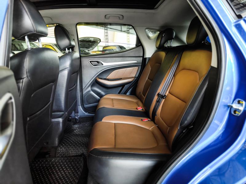 MG ZS 1.5 X SUNROOF i-SMART