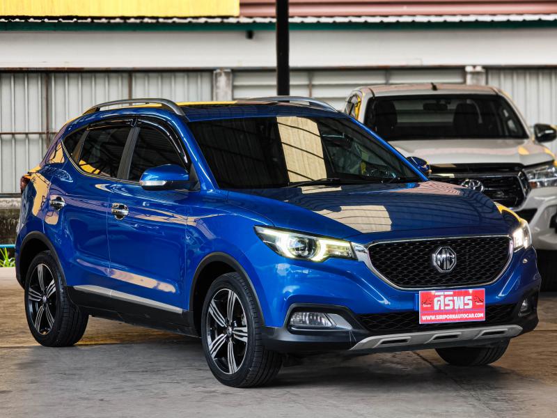 MG ZS 1.5 X SUNROOF i-SMART