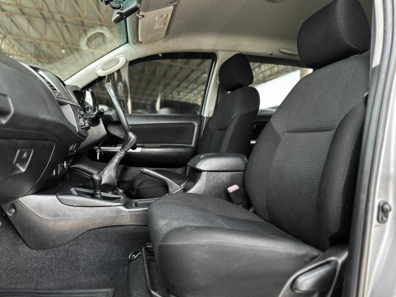 VIGO CHAMP 4DR 2.5 E 4X4 PRERUNNER