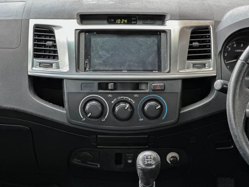 VIGO CHAMP 4DR 2.5 E 4X4 PRERUNNER