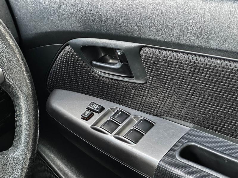 VIGO CHAMP 4DR 2.5 E 4X4 PRERUNNER