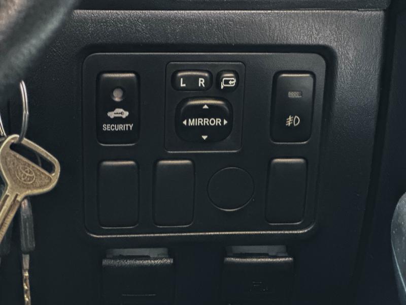 VIGO CHAMP 4DR 2.5 E 4X4 PRERUNNER