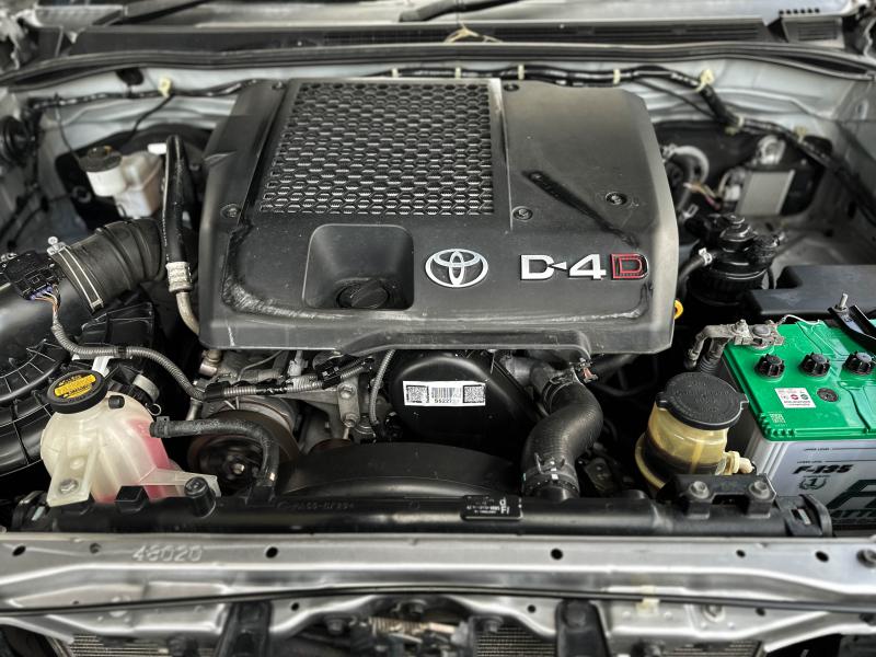 VIGO CHAMP 4DR 2.5 E 4X4 PRERUNNER