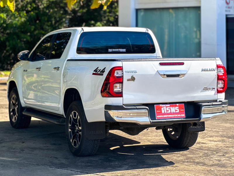 REVO 4DR 2.4 MID 4X4 DIFF LOCK 