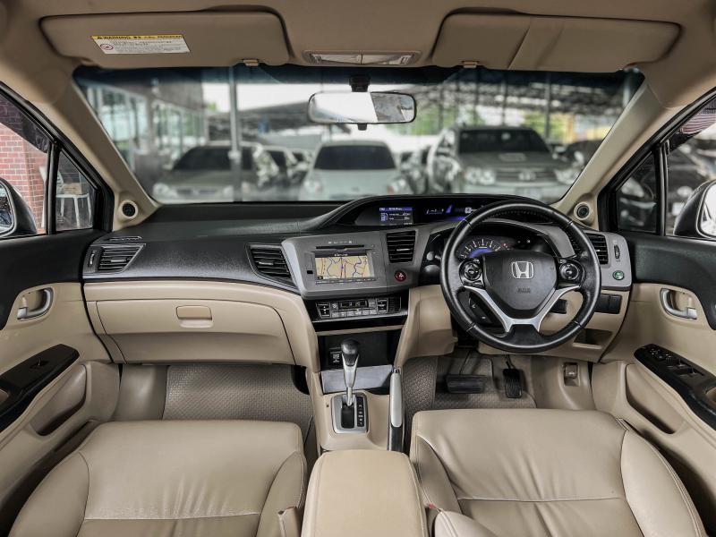 CIVIC FB 1.8 E NAVI I-VTEC