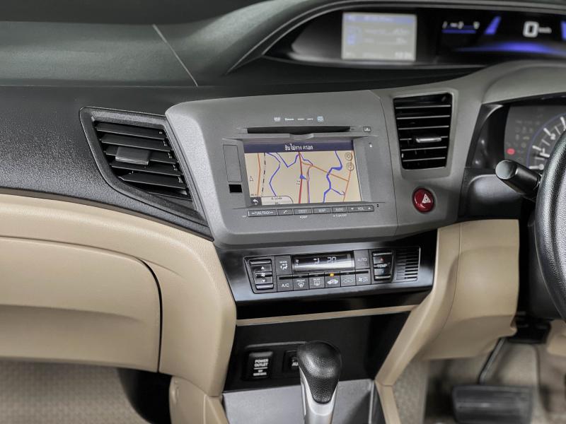 CIVIC FB 1.8 E NAVI I-VTEC