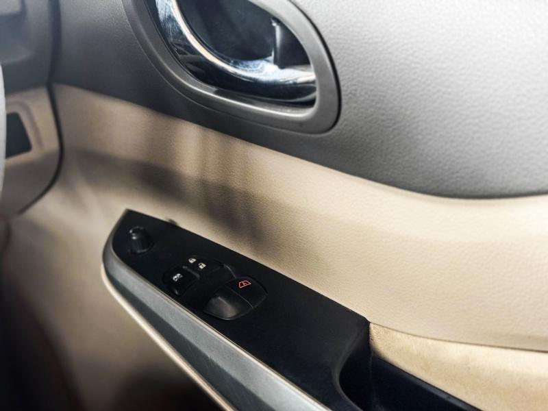 NAVARA KINGCAB NP300 2.5 E