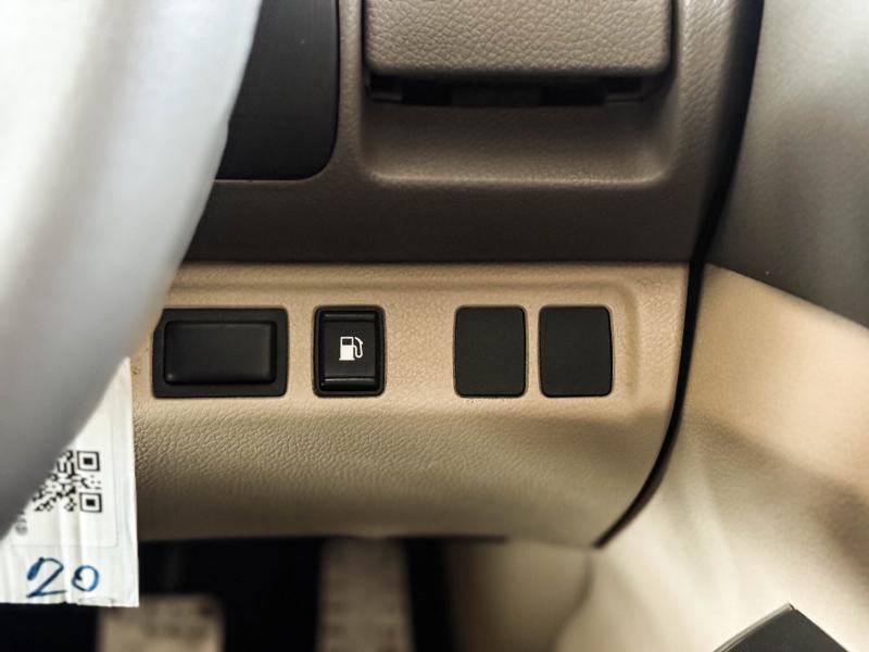 NAVARA KINGCAB NP300 2.5 E