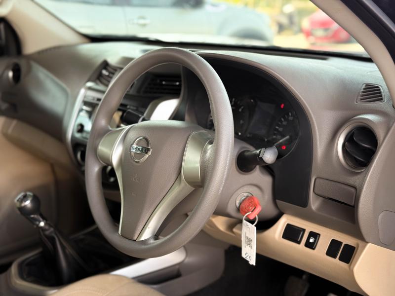 NAVARA KINGCAB NP300 2.5 E