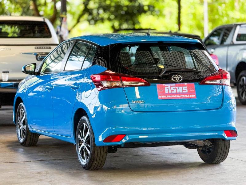 YARIS HACHTBACK 1.2 ENTRY