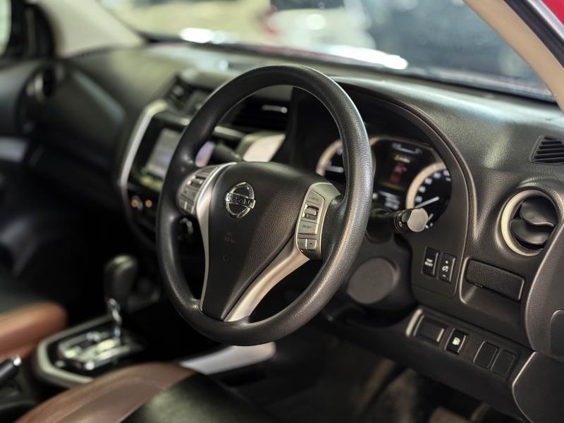 NAVARA NP300 4DR 2.5 EL CALIBRE