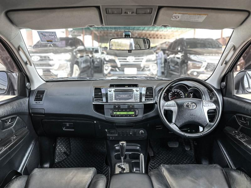 FORTUNER 2.5 V 2WD