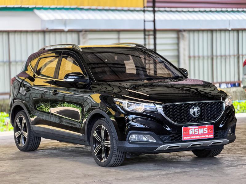 MG ZS 1.5 X SUNROOF i-SMART