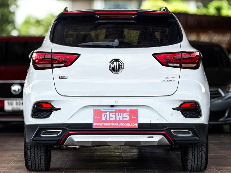 MG ZS 1.5 X SUNROOF I-SMART