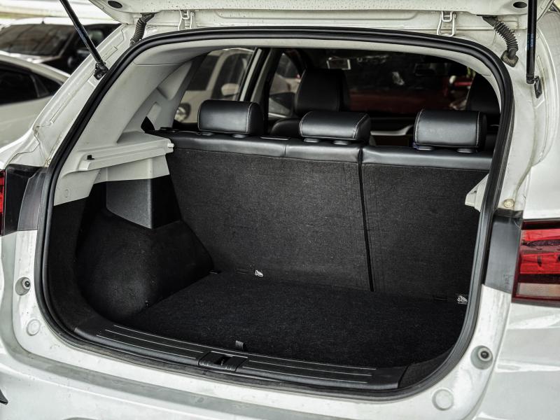 MG ZS 1.5 X SUNROOF I-SMART