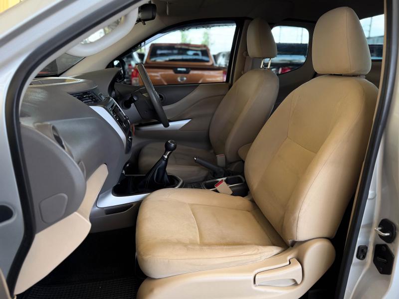 NAVARA NP300 KING CAB 2.5 E