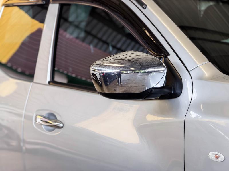 NAVARA NP300 KING CAB 2.5 E