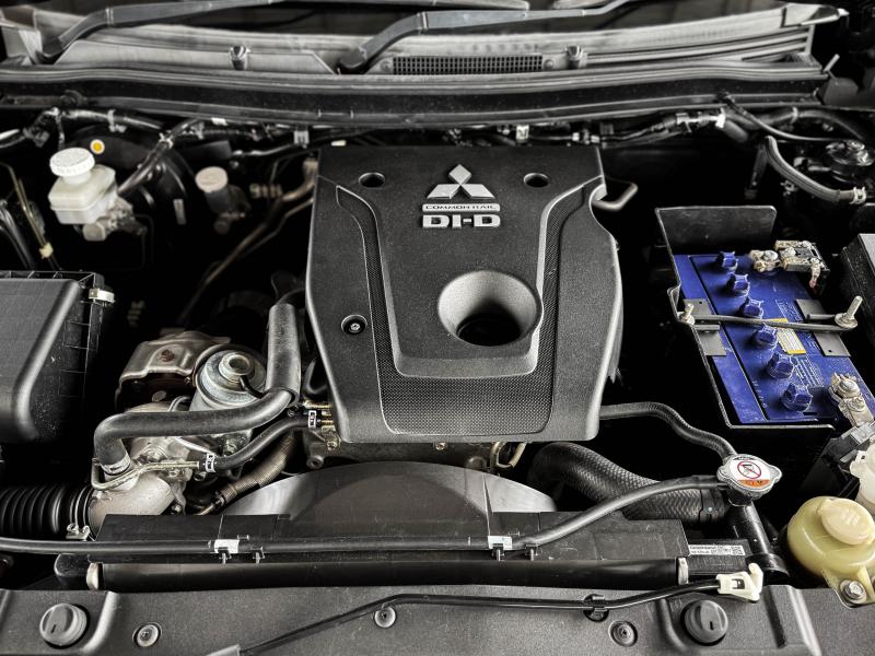 TRITON PLUS MEGA CAB 2.4 GLS MIVEC