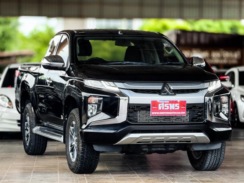 TRITON PLUS MEGA CAB 2.4 GLS MIVEC