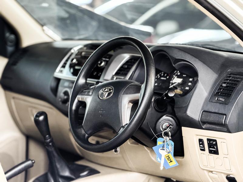 VIGO CHAMP CAB 2.5 E 