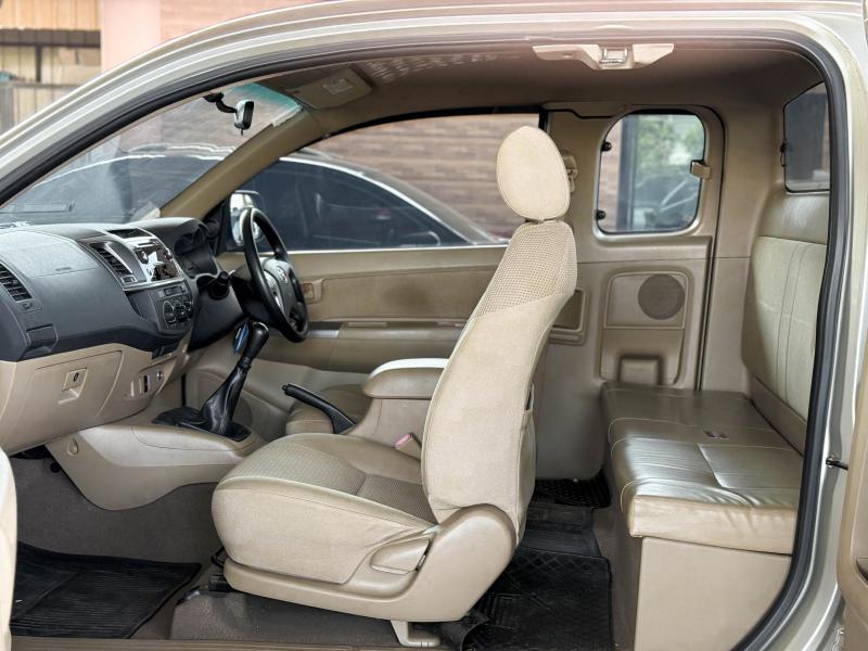 VIGO CHAMP CAB 2.5 E 