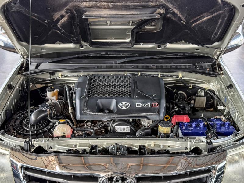 VIGO CHAMP CAB 2.5 E 