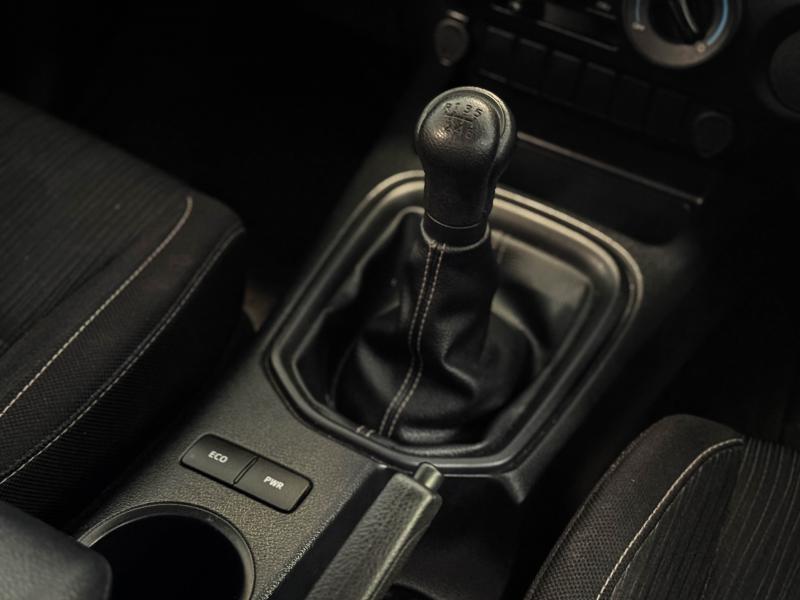 HILUX REVO 4DR 2.4 ENTRY ZEDITION 