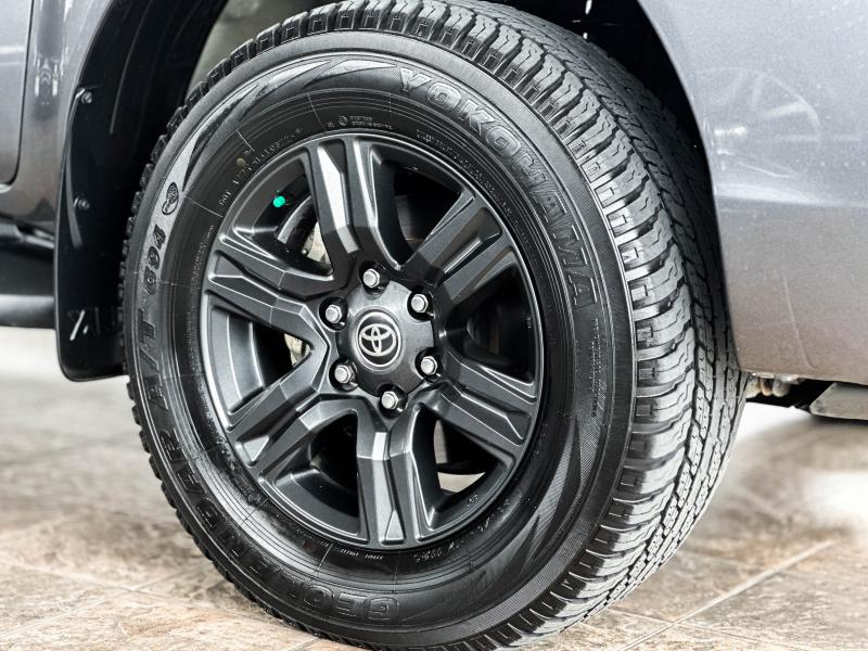 REVO 4DR 2.4 ENTRY PRERUNNER