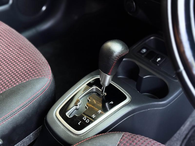 MIRAGE 1.2 GLX CVT 