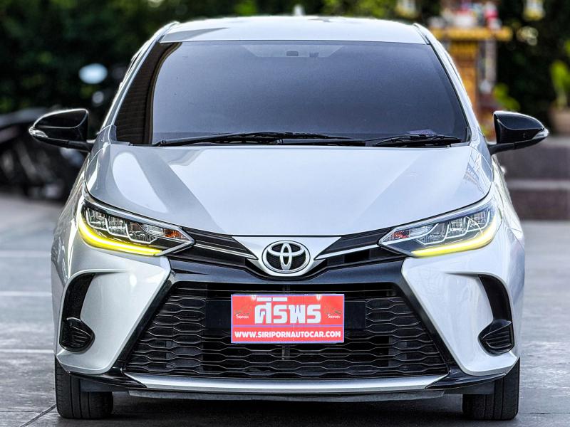 YARIS HACTHBACK 1.2 SPORT CVT