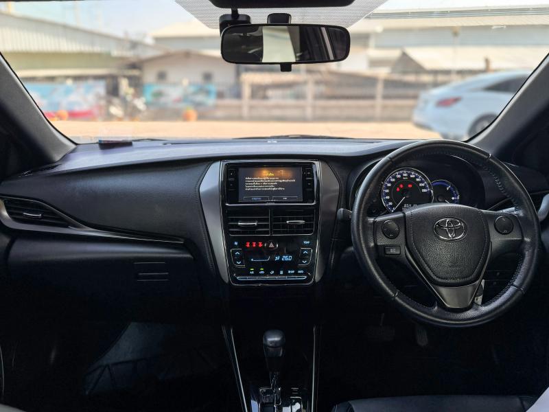 YARIS HACTHBACK 1.2 SPORT CVT