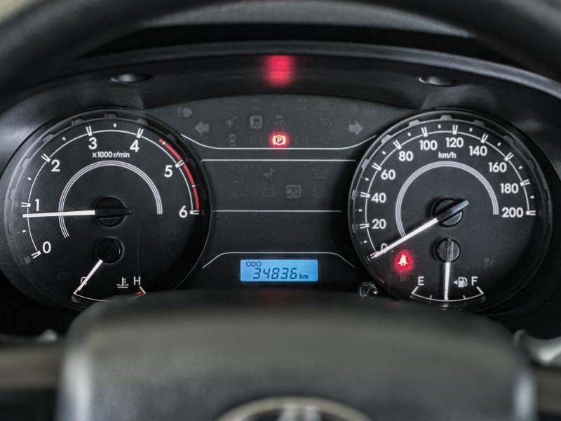 HILUX REVO 4DR 2.4 ENTRY Z EDITION 