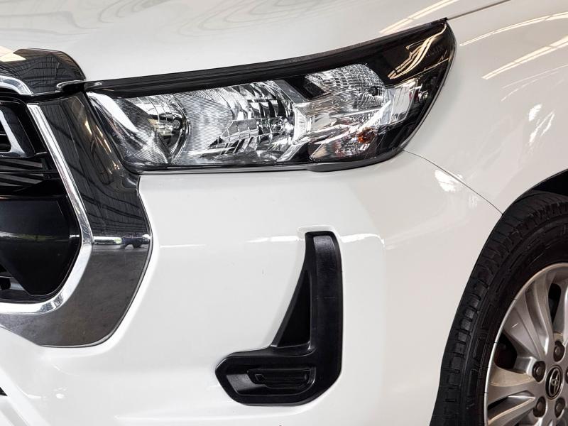 REVO SINGLE CAB 2.4 ENTRY ZEDITION 