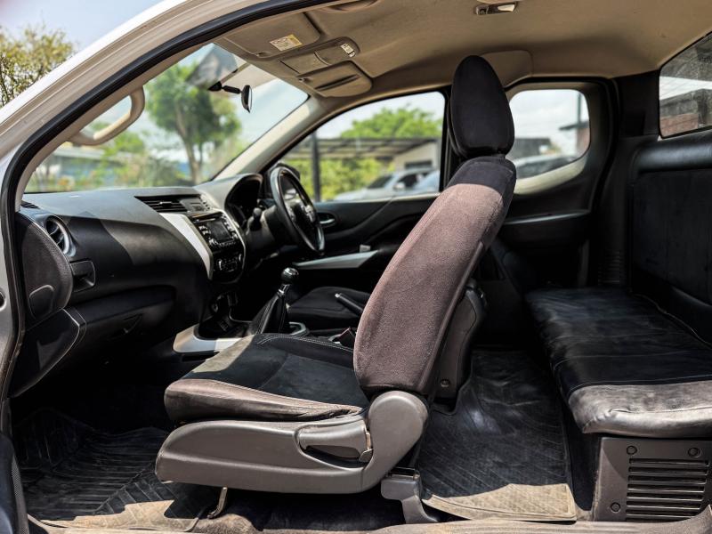 NAVARA CAB 2.5V 