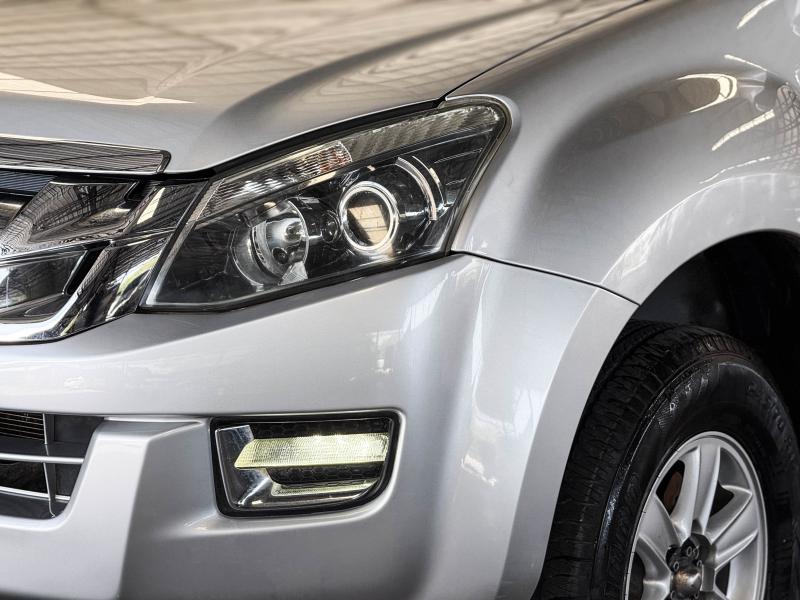 D-MAX VCROSS CAB 2.5 Ddi 4X4 