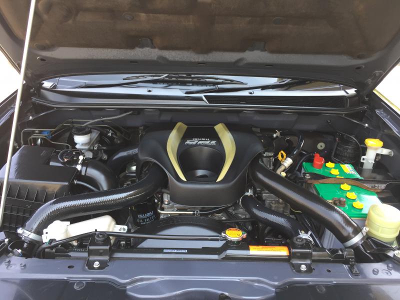D-MAX X-SERIES CAB 2.5 HI-LANDER,M/T