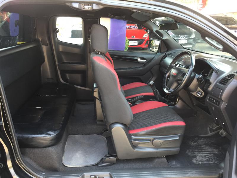 D-MAX X-SERIES CAB 2.5 HI-LANDER,M/T