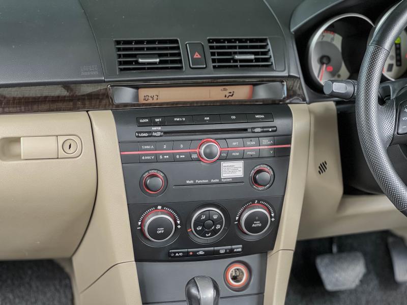 MAZDA 3 1.6 SPIRIT SEDAN 