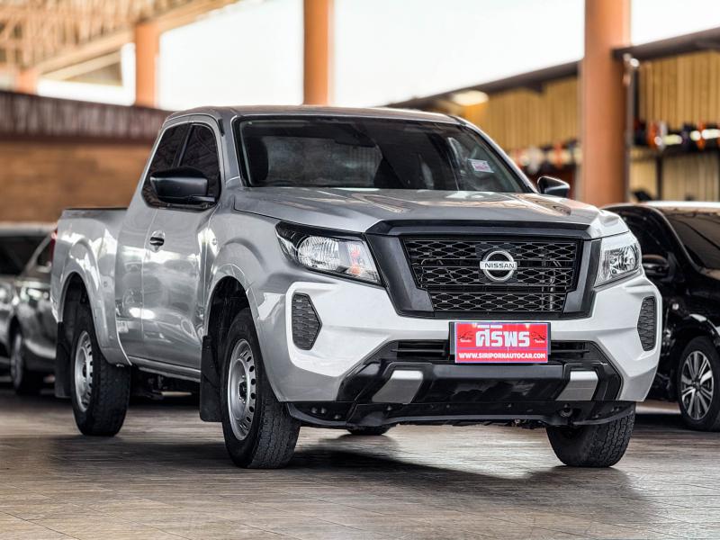 NAVARA KING CAB 2.5 SL