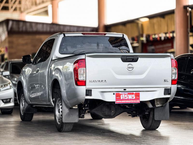 NAVARA KING CAB 2.5 SL