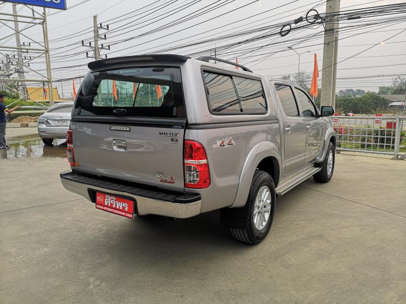 VIGO​ CHAMP​ 4DR​ 2.5​ E​ 4X4,M/T