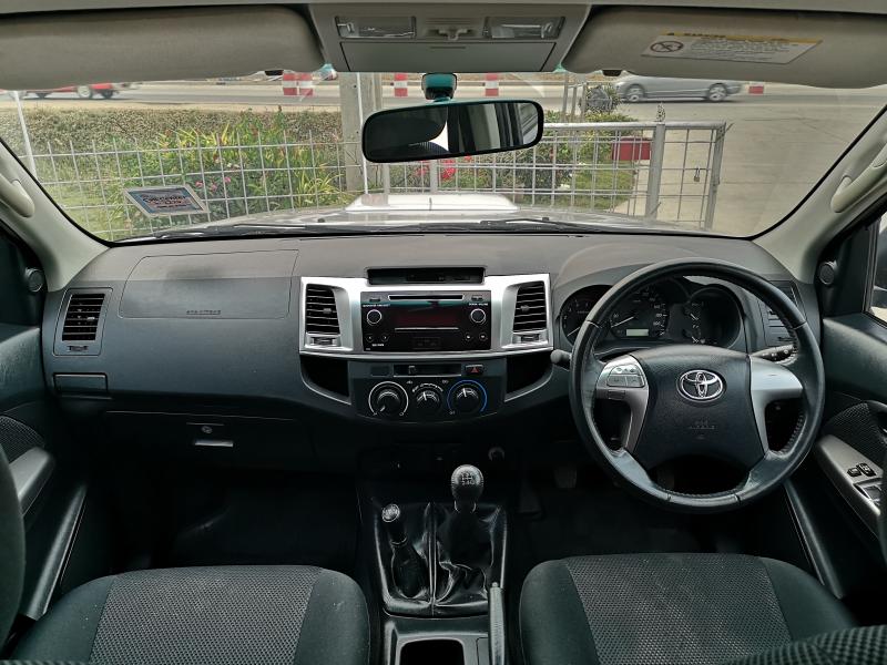 VIGO​ CHAMP​ 4DR​ 2.5​ E​ 4X4,M/T