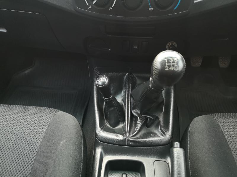 VIGO​ CHAMP​ 4DR​ 2.5​ E​ 4X4,M/T